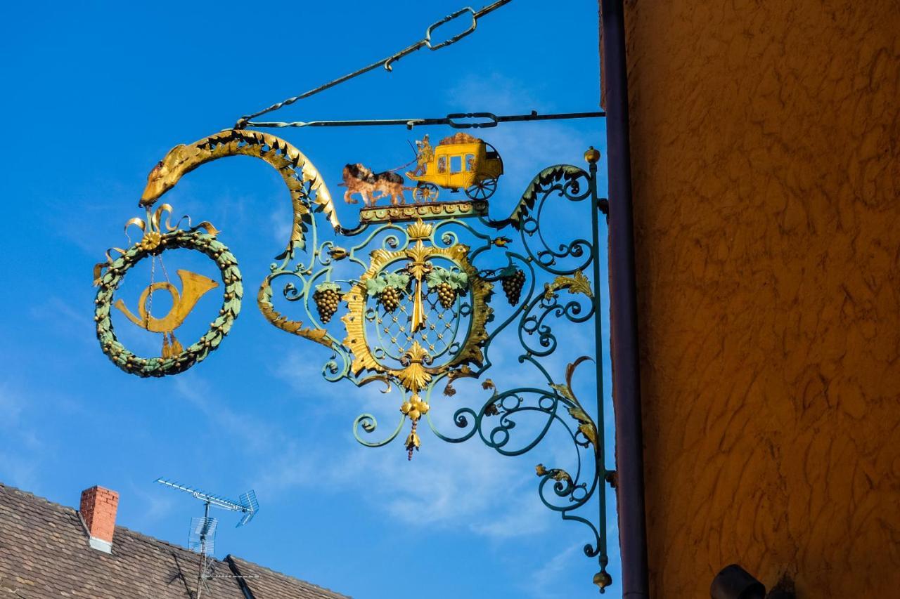 Kaiserstuehler-Hof Breisach Exteriör bild
